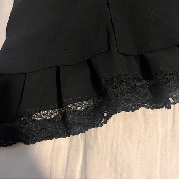 Kin Lee Mini Skirt - Picture 3 of 3